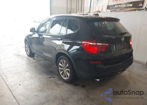 2015 BMW X3 xDrive28I z USA, uszkodzony, nr VIN 5UXWX9C50F0D57657